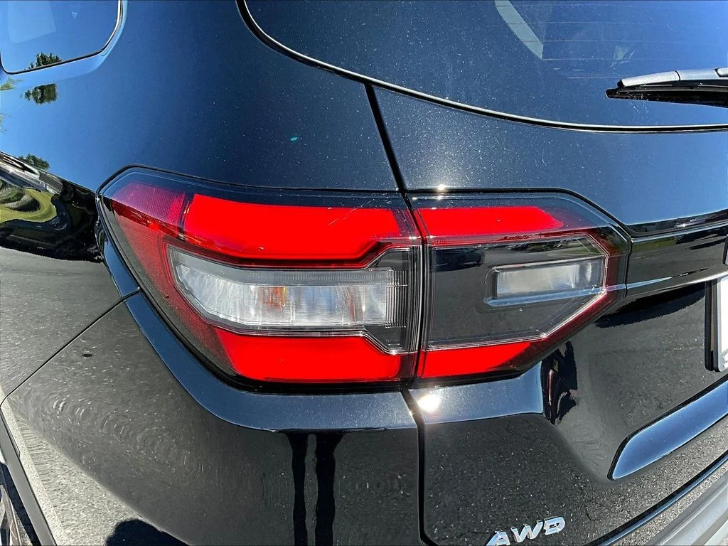 New 2026 Crystal Black Pearl Honda AWD Touring image 26