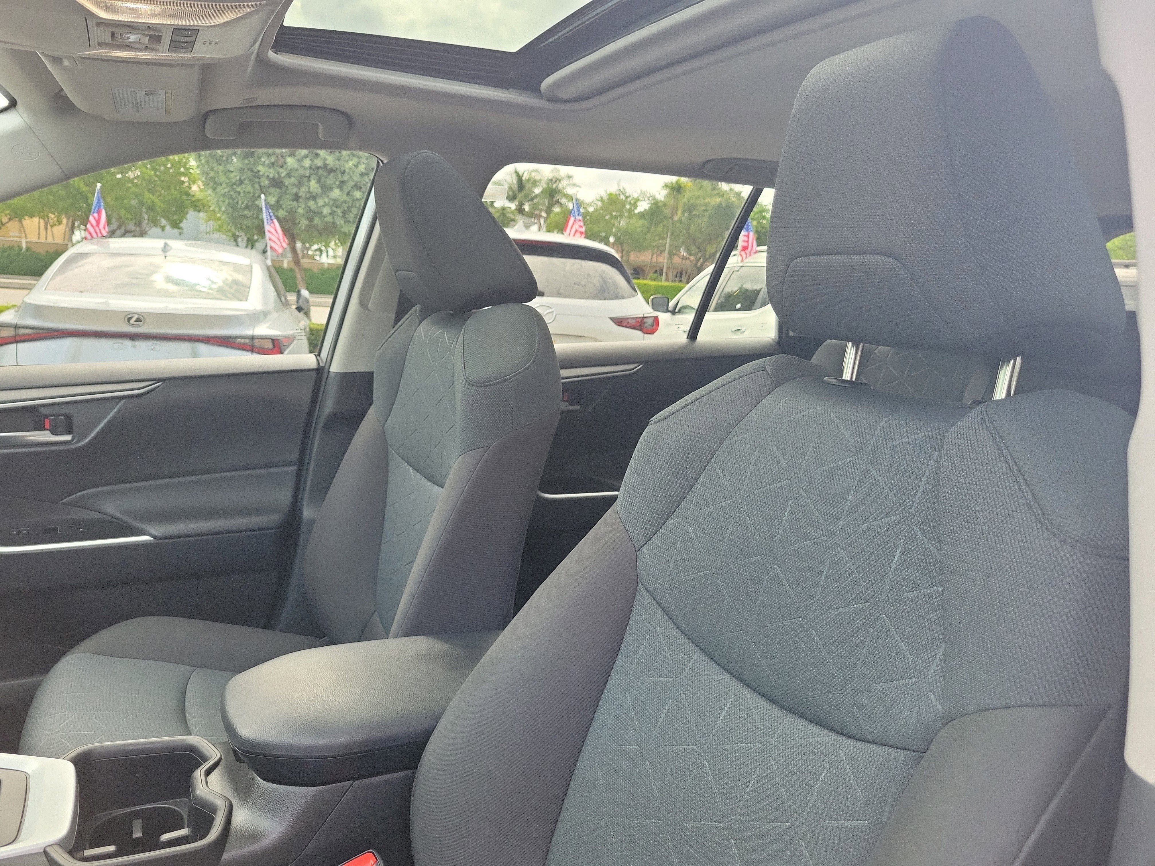 Used 2025 Silver Sky Metallic Toyota XLE image 24