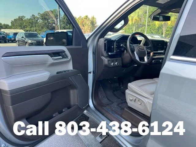 Used 2024 Silver GMC SLT image 4