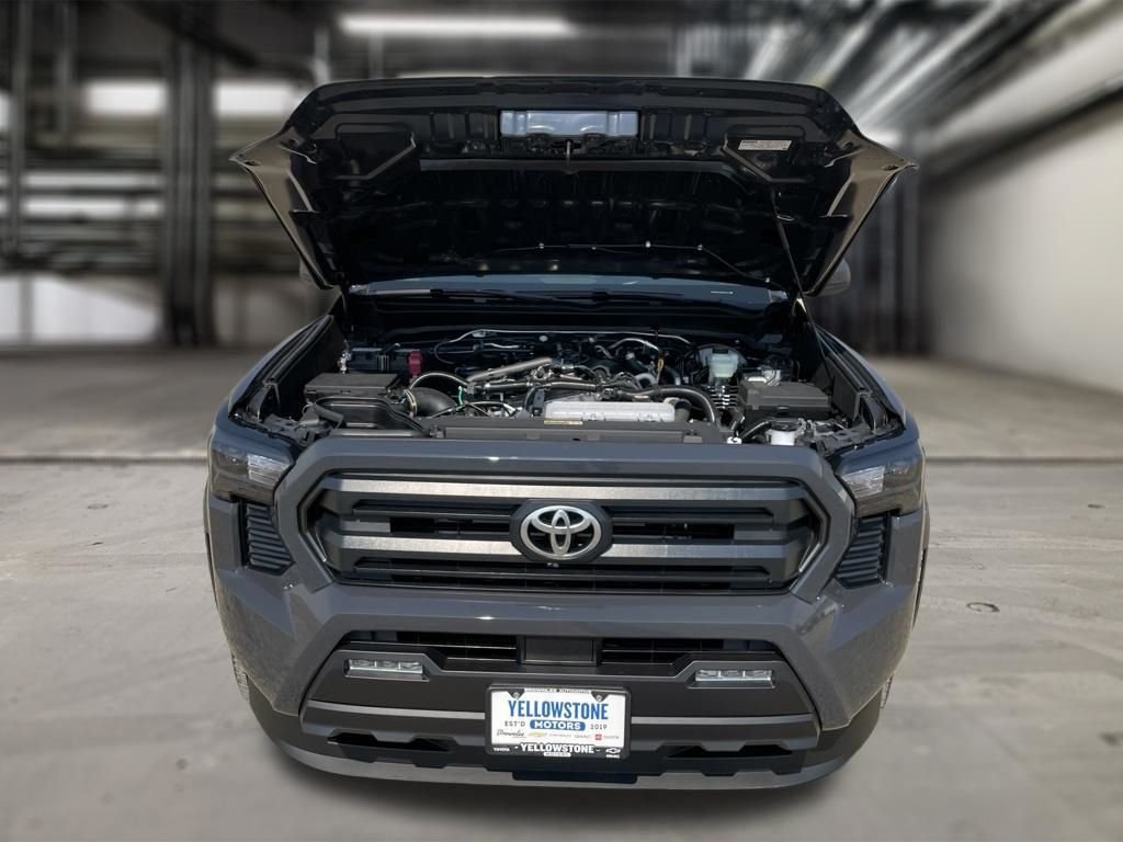 2026 Toyota Tacoma SR5 - Photo 31