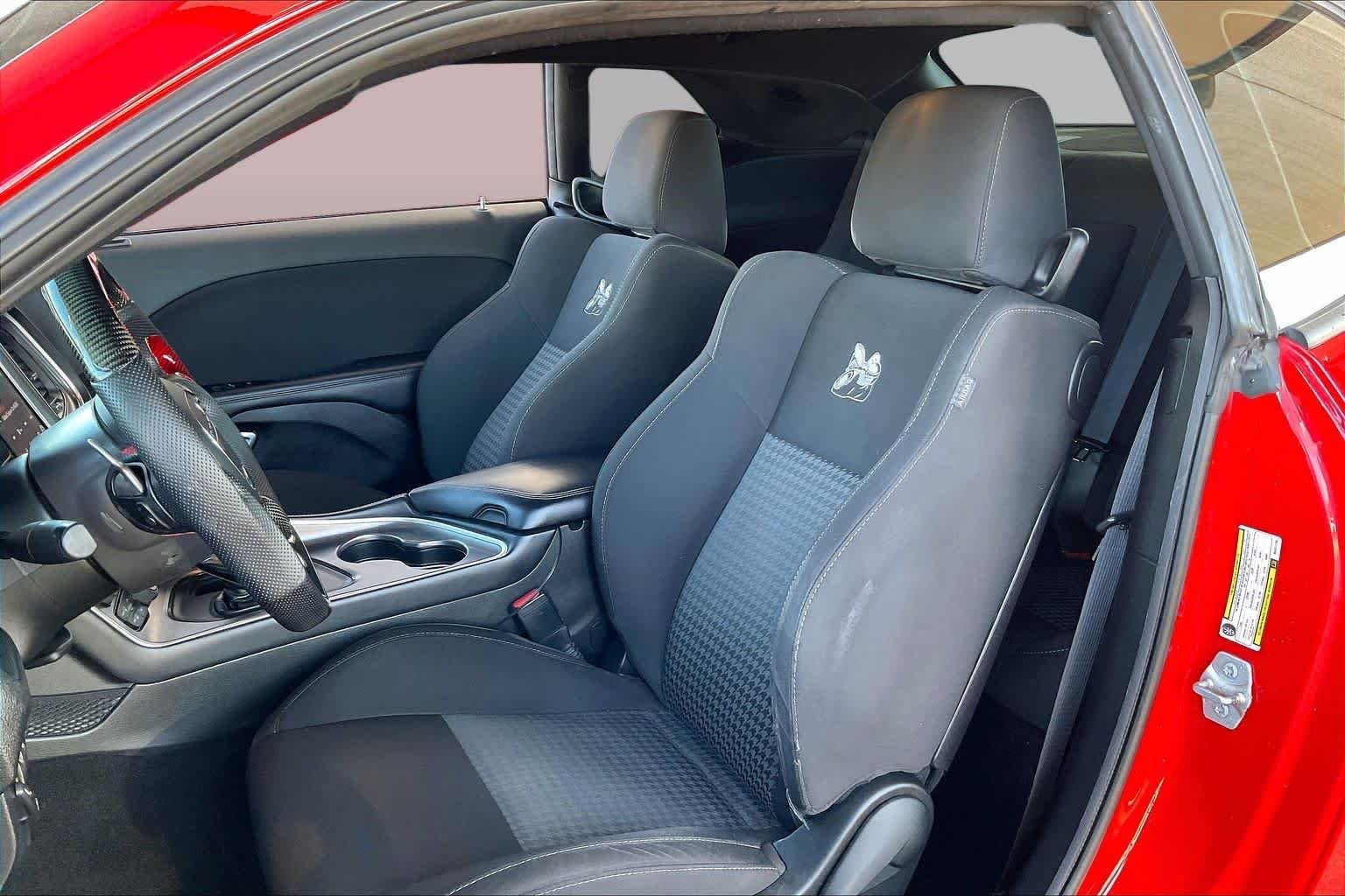 Used 2021 Torred Clearcoat Dodge R/T Scat Pack image 8