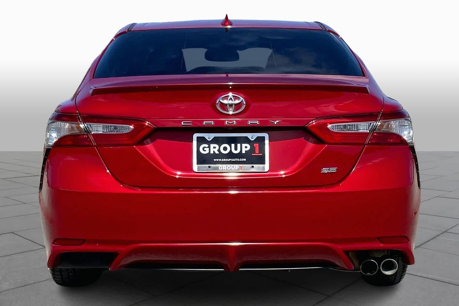 Used 2019 Supersonic Red Toyota SE image 5