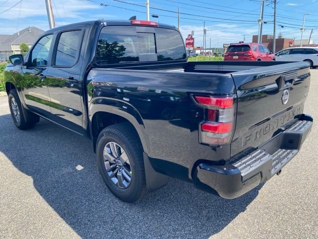 New 2026 Super Black Nissan Crew Cab SV image 5