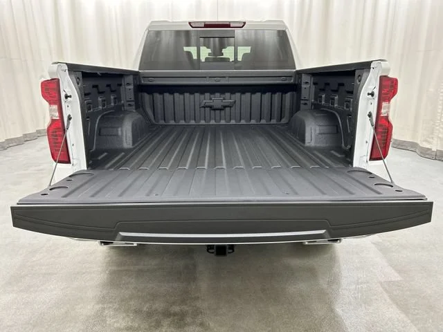 New 2026 Summit White Chevrolet LT image 7
