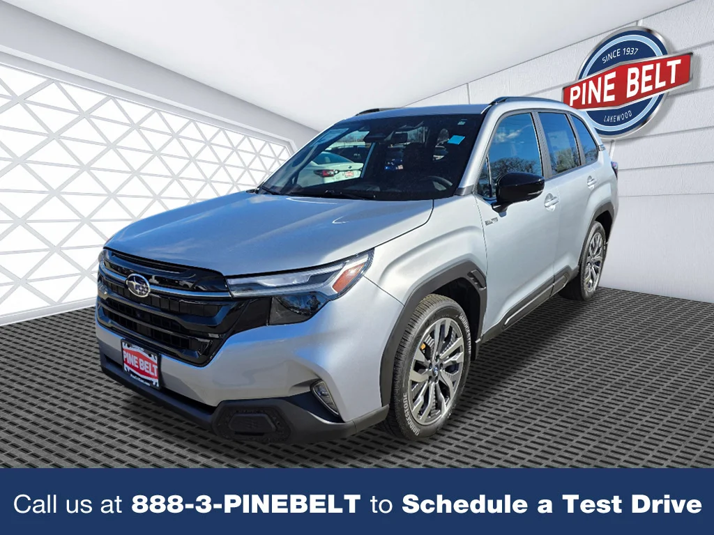 2025 Subaru Forester Touring Hybrid's photo