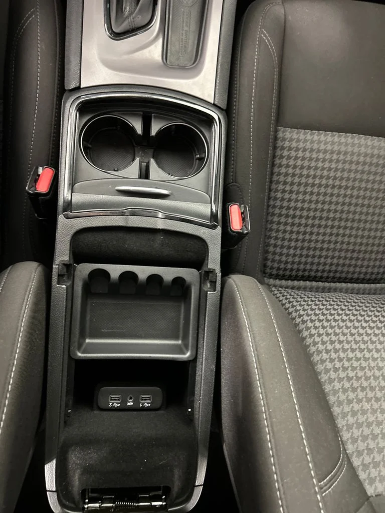 Used 2023 Gray Dodge SXT image 15