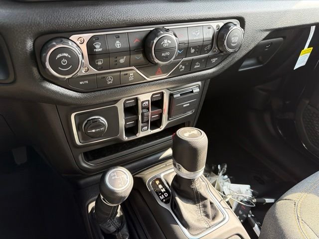 New 2027 Black Clear-Coat Paint Jeep Sport S image 16