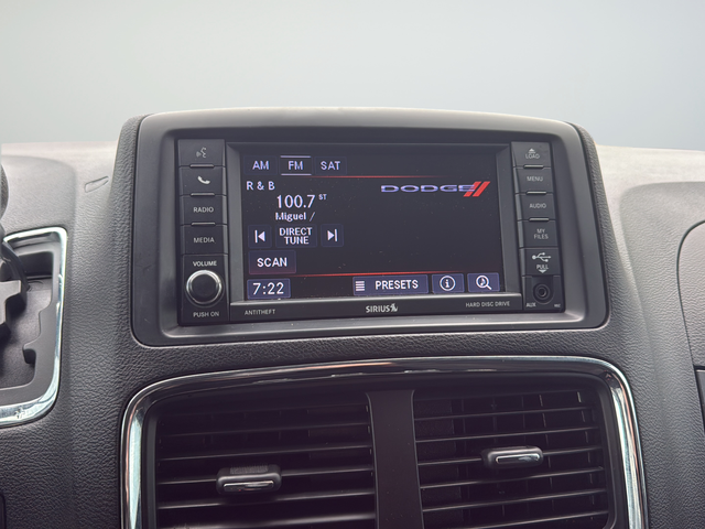 Used 2019 Gray Dodge SE image 14