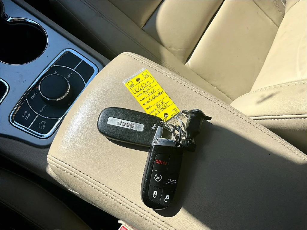 Used 2017 Black Jeep Limited image 8