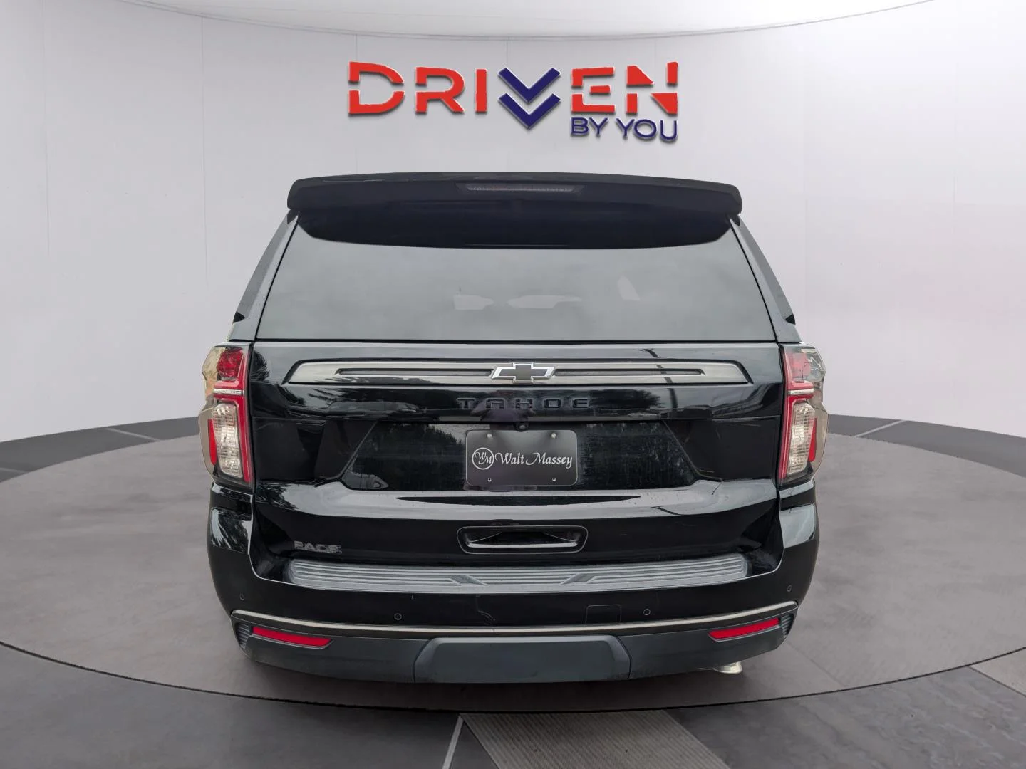 Used 2021 BLACK Chevrolet Z71 image 4