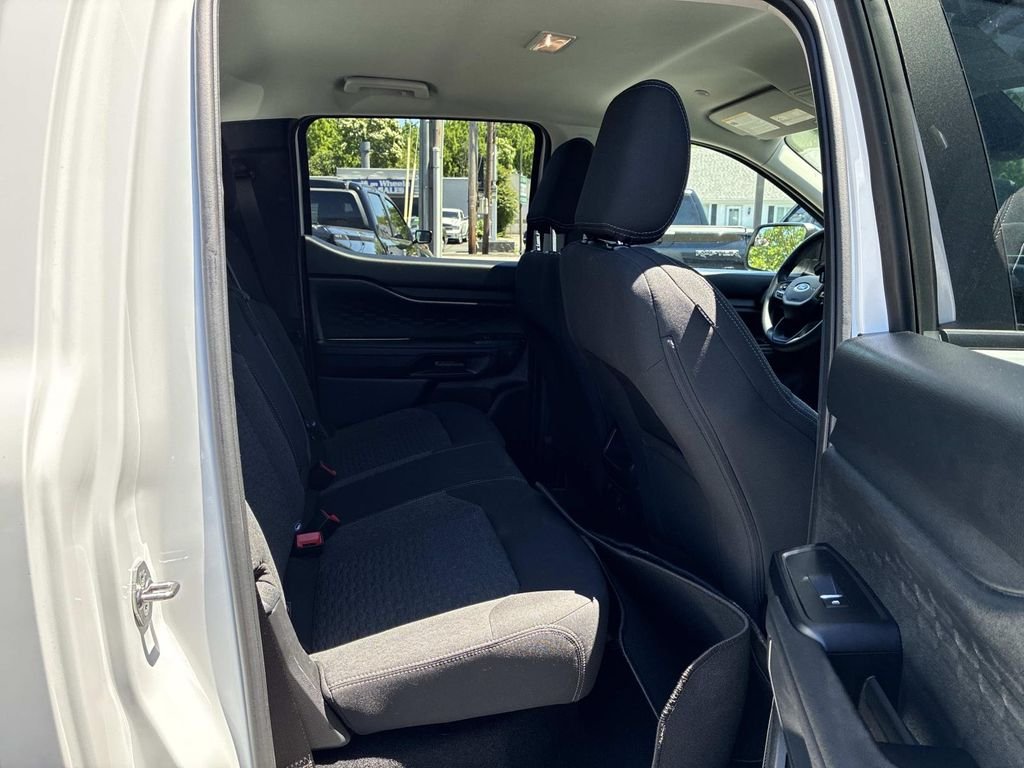 Used 2025 White Ford XL image 10