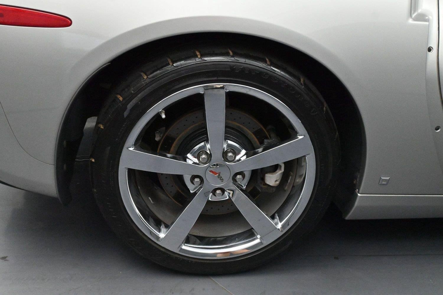 Used 2008 Machine Silver Metallic Chevrolet Base image 29