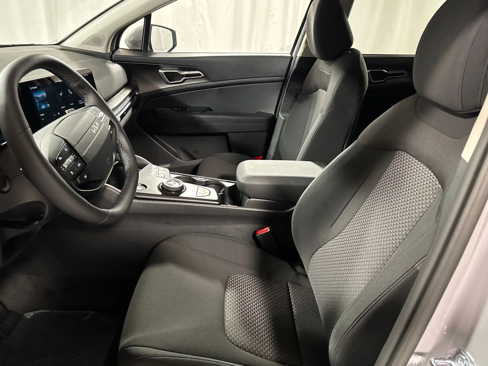 New 2026 Wolf Gray Kia S image 3