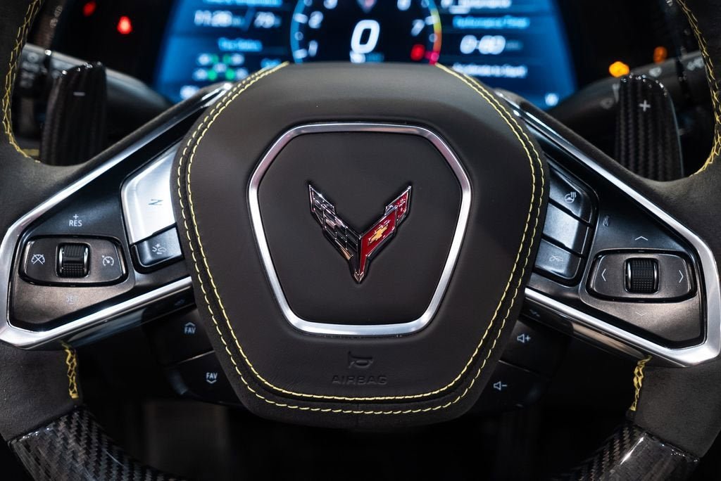 Used 2025 Black Chevrolet Z06 image 36