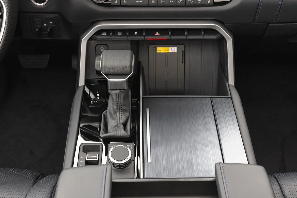 New 2026 Wind Chill Pearl <sup>1</sup> Toyota Tundra Platinum image 11