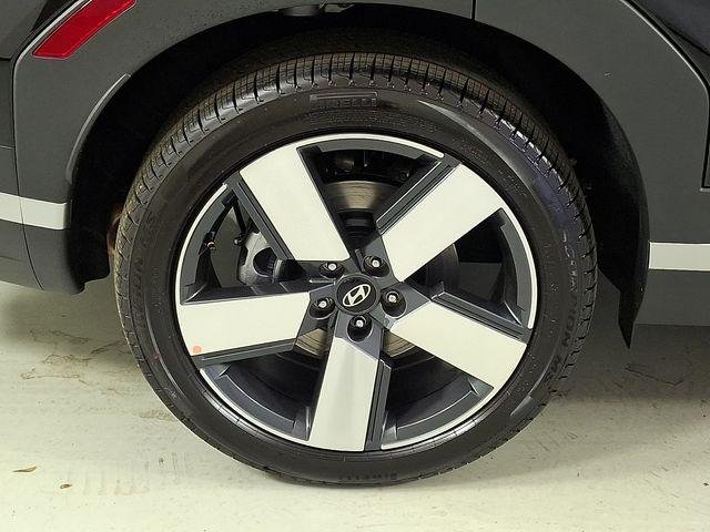New 2026 Black Hyundai Limited AWD image 9