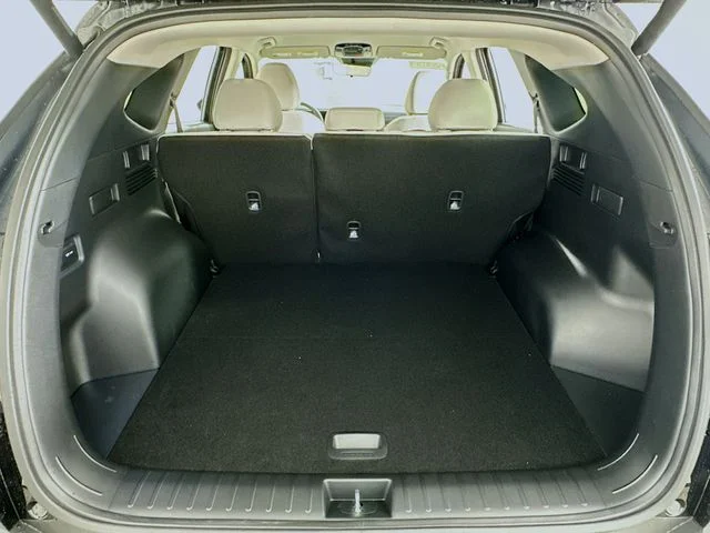 New 2026 Black Hyundai SEL image 22