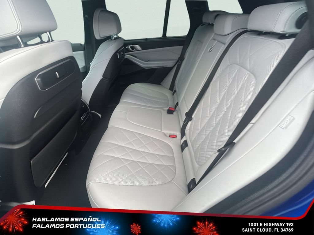Used 2024 Blue BMW M60i image 25