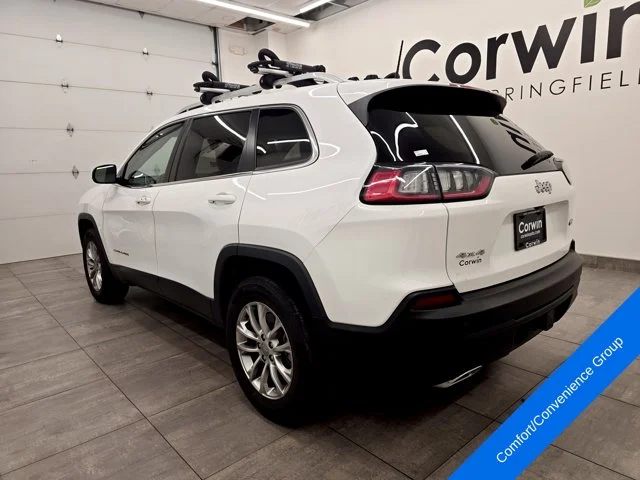 Used 2021 Bright White Clearcoat Jeep Latitude Lux image 3