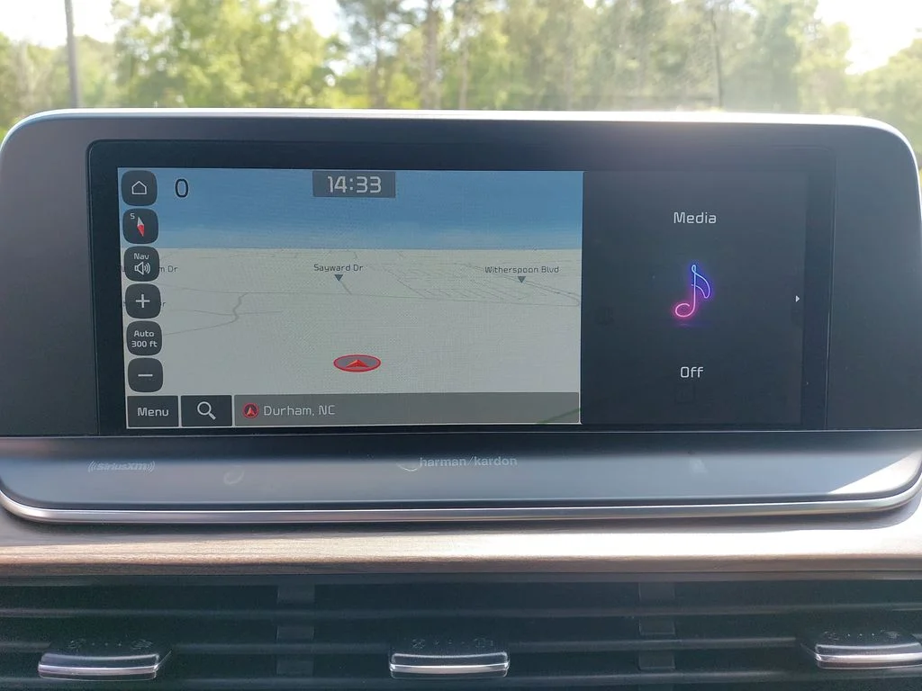 Used 2022 Gray Kia SX image 22