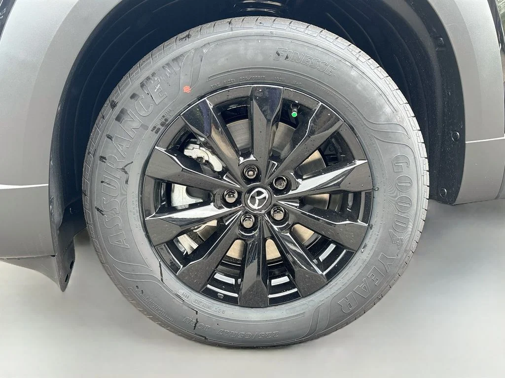 New 2026 Jet Black Mica Mazda 2.5 S Preferred AWD image 32