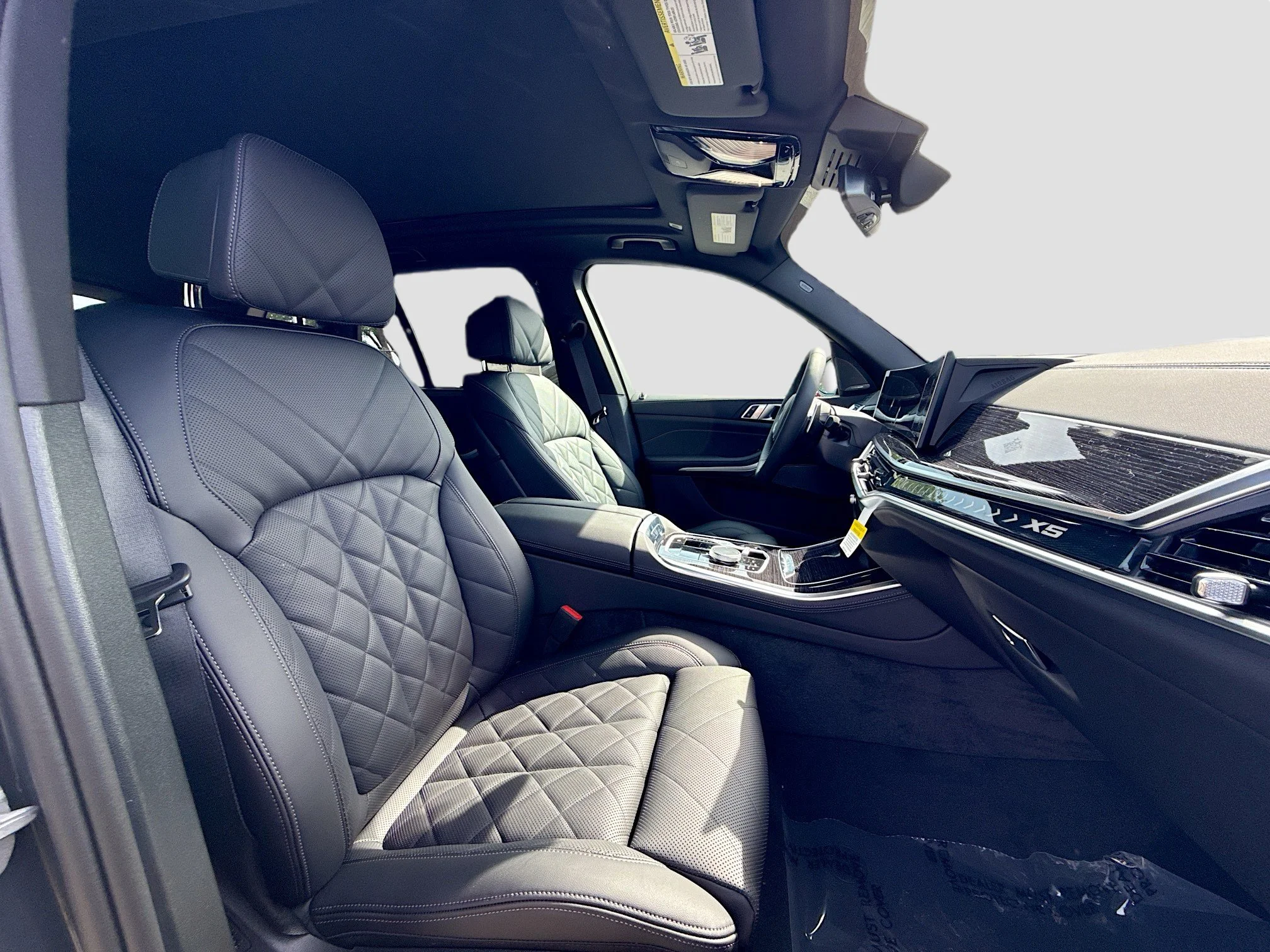 New 2026 Dravit Grey Metallic BMW sDrive40i image 16