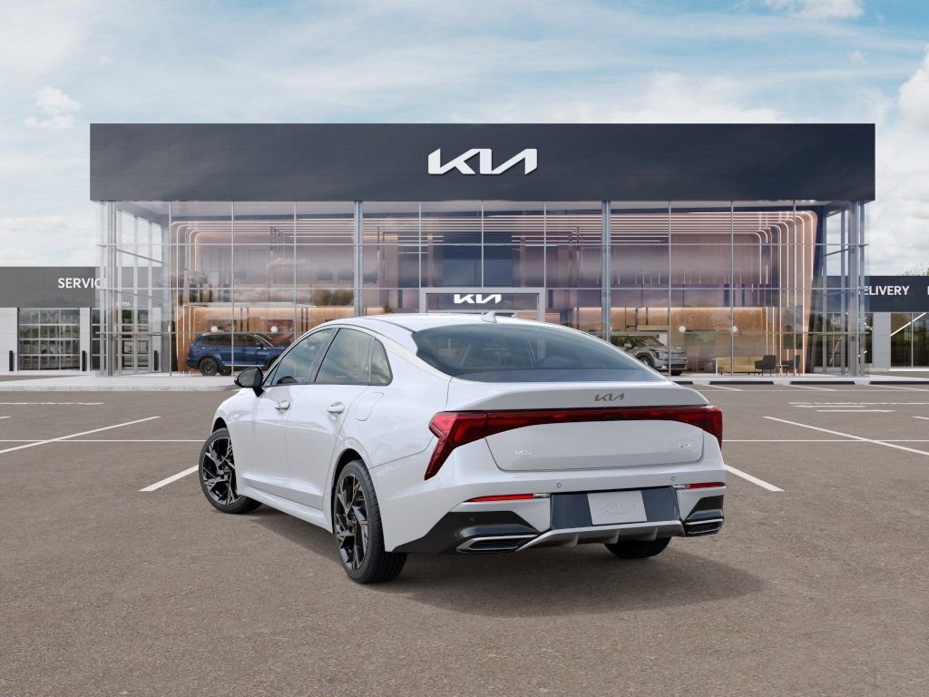 New 2026 White Kia GT-Line image 4