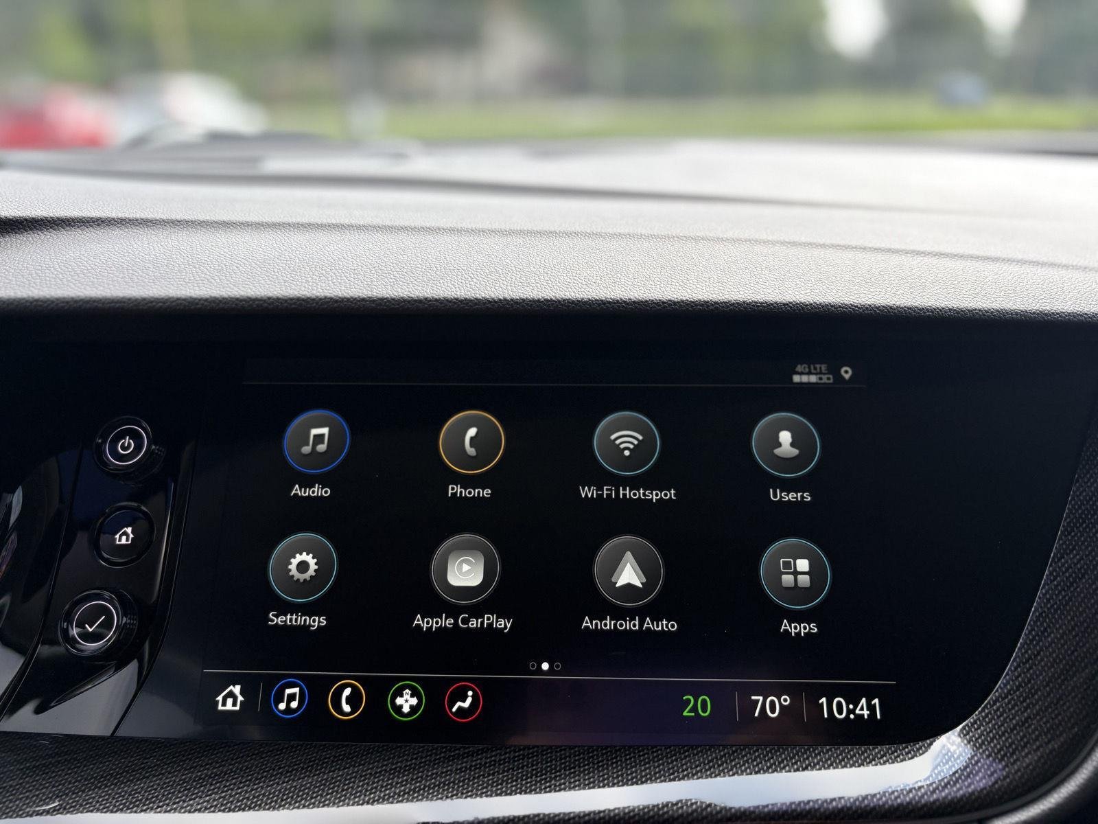 Used 2023 Ebony Twilight Metallic Buick Essence image 7