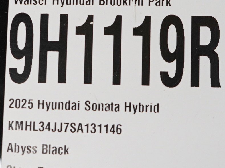 2025 Hyundai Sonata Hybrid SEL - Photo 31