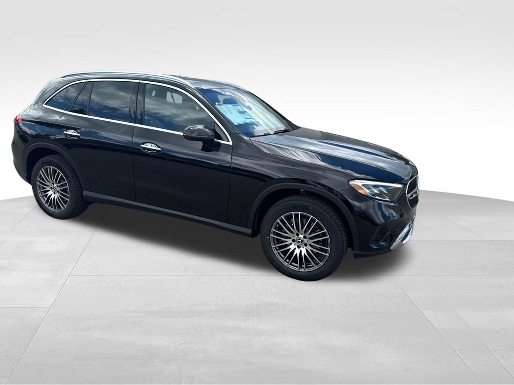 New 2026 Obsidian Black Metallic Mercedes-Benz GLC 300 image 7