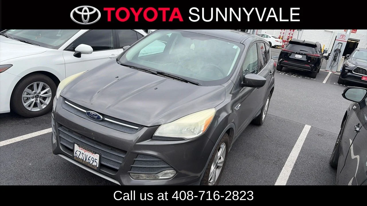Used 2014 Gray Ford SE image 1