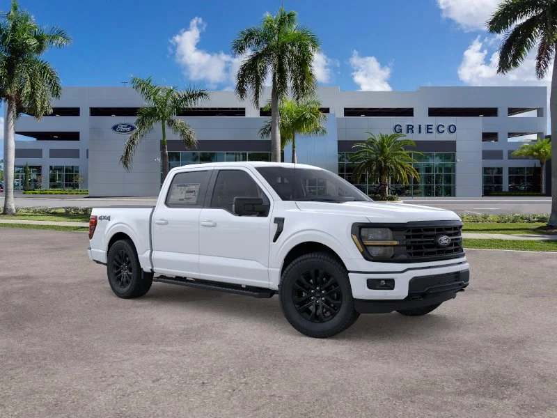 New 2026 Oxford White Ford XLT image 7