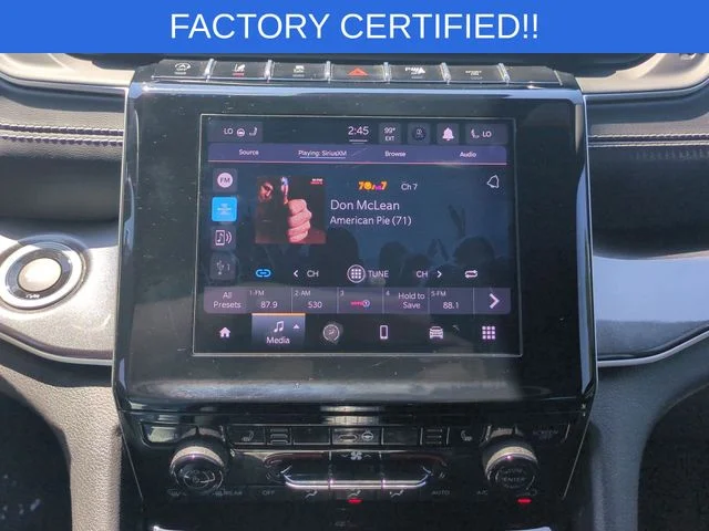 Used 2021 Black Jeep Altitude image 23