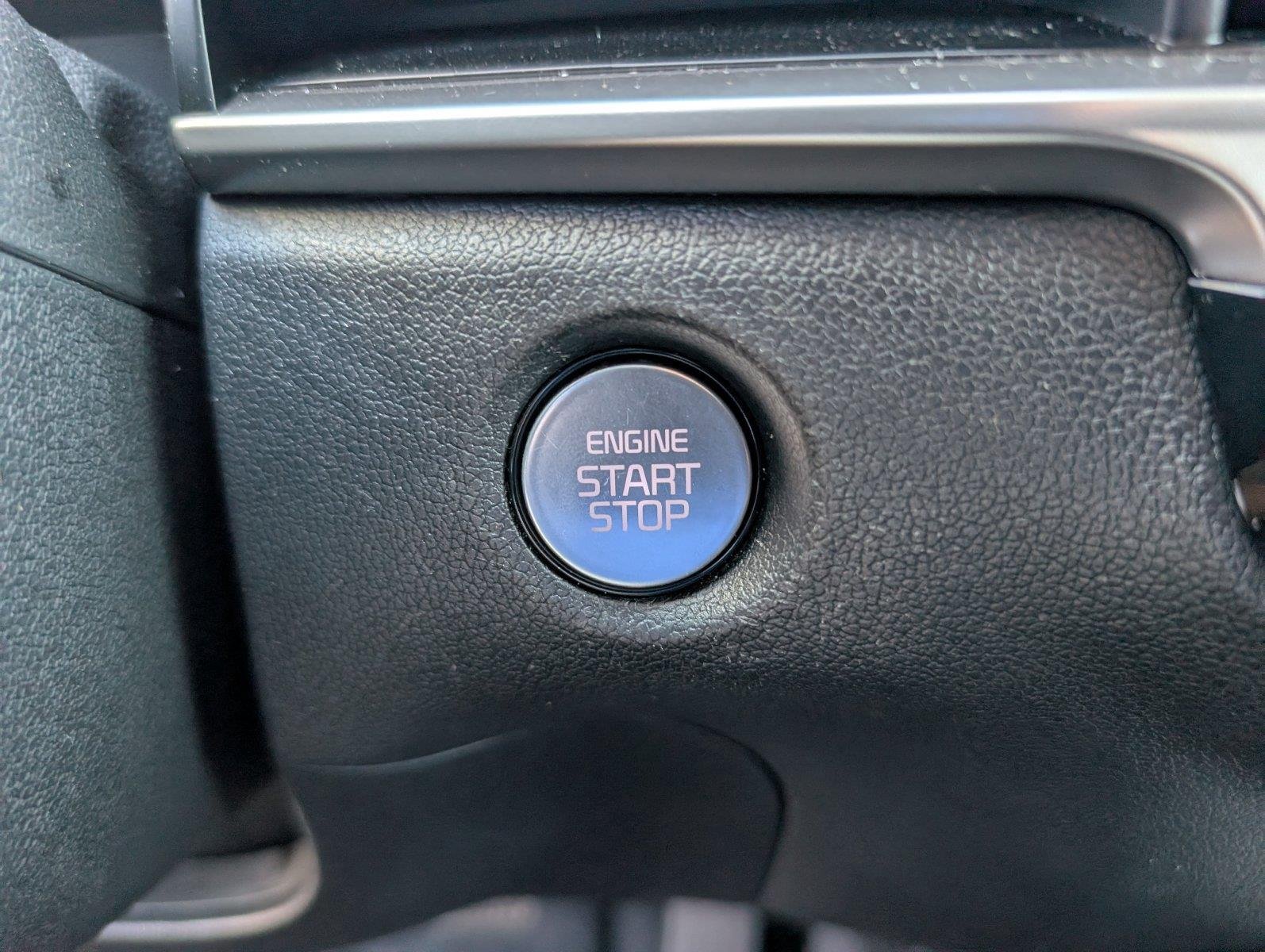 Used 2024 Everlasting Silver Kia S image 21