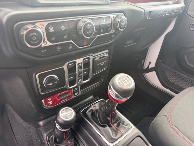 Used 2023 White Jeep Rubicon image 25