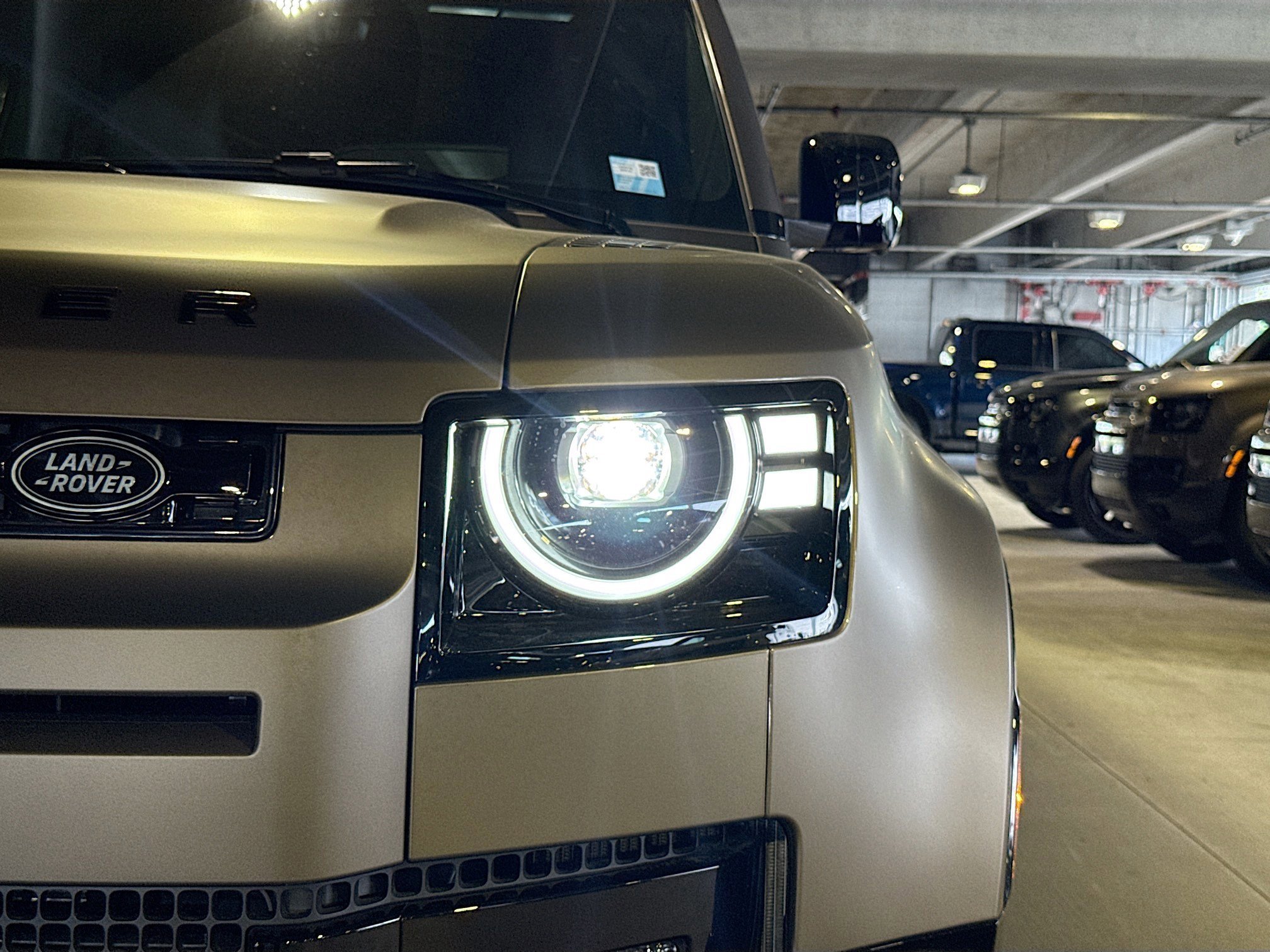 New 2026 Gondwana Stone LAND ROVER X-Dynamic SE image 9