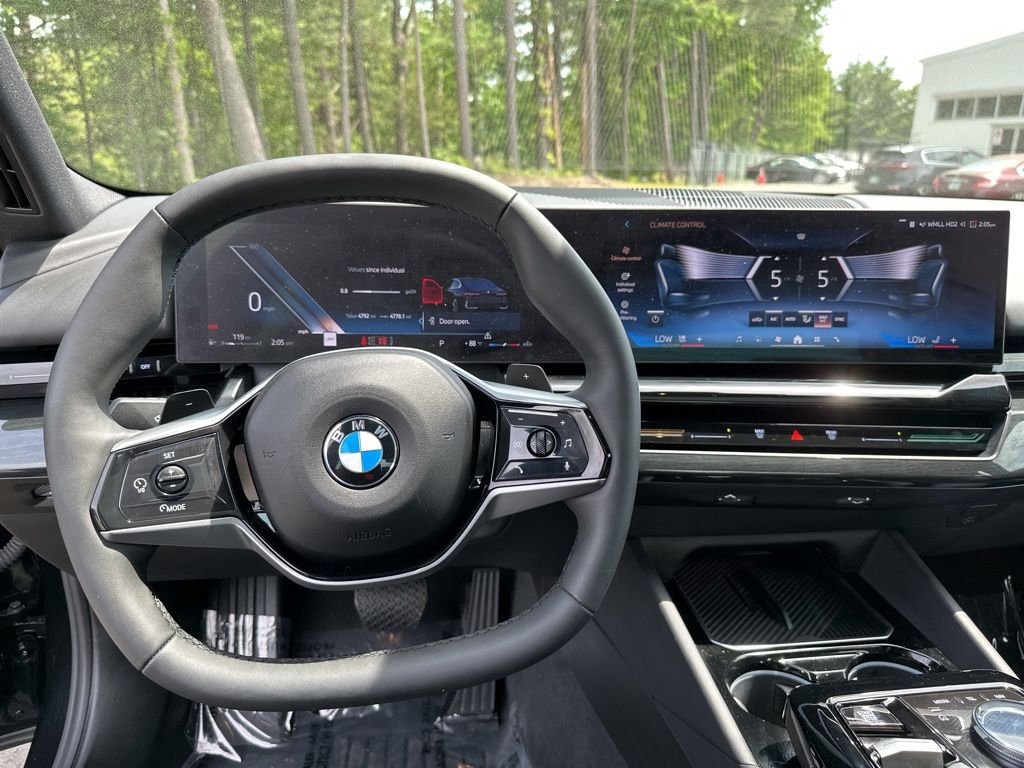 Used 2026 Black Sapphire Metallic BMW 530i xDrive image 13