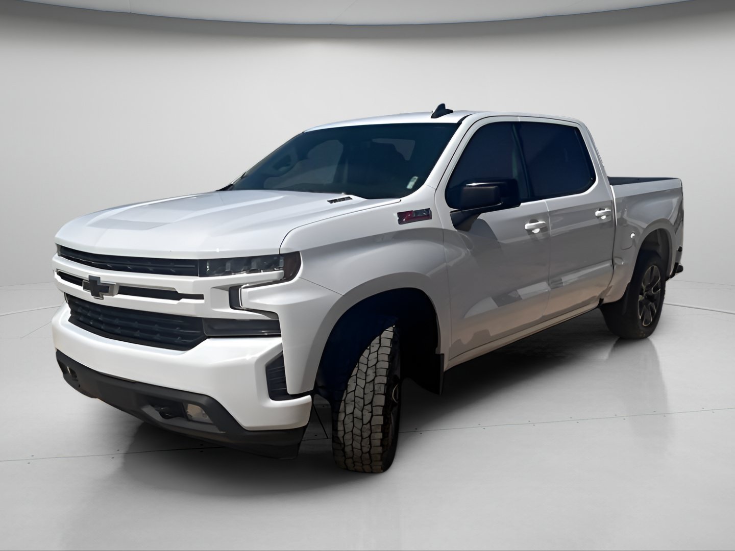 Used 2022 Summit White Chevrolet RST image 17