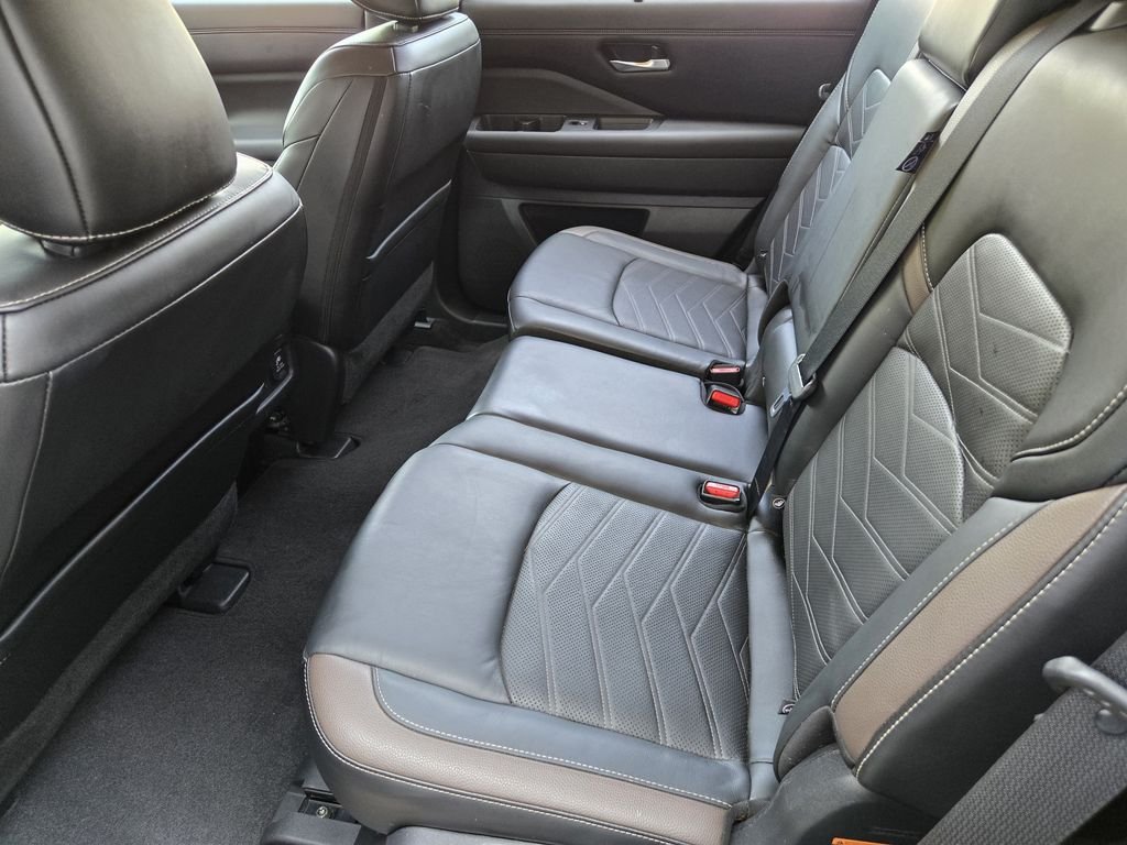 2023 Nissan Pathfinder Platinum - Photo 20