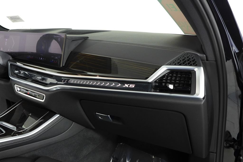 Used 2024 Carbon Black Metallic BMW sDrive40i image 14