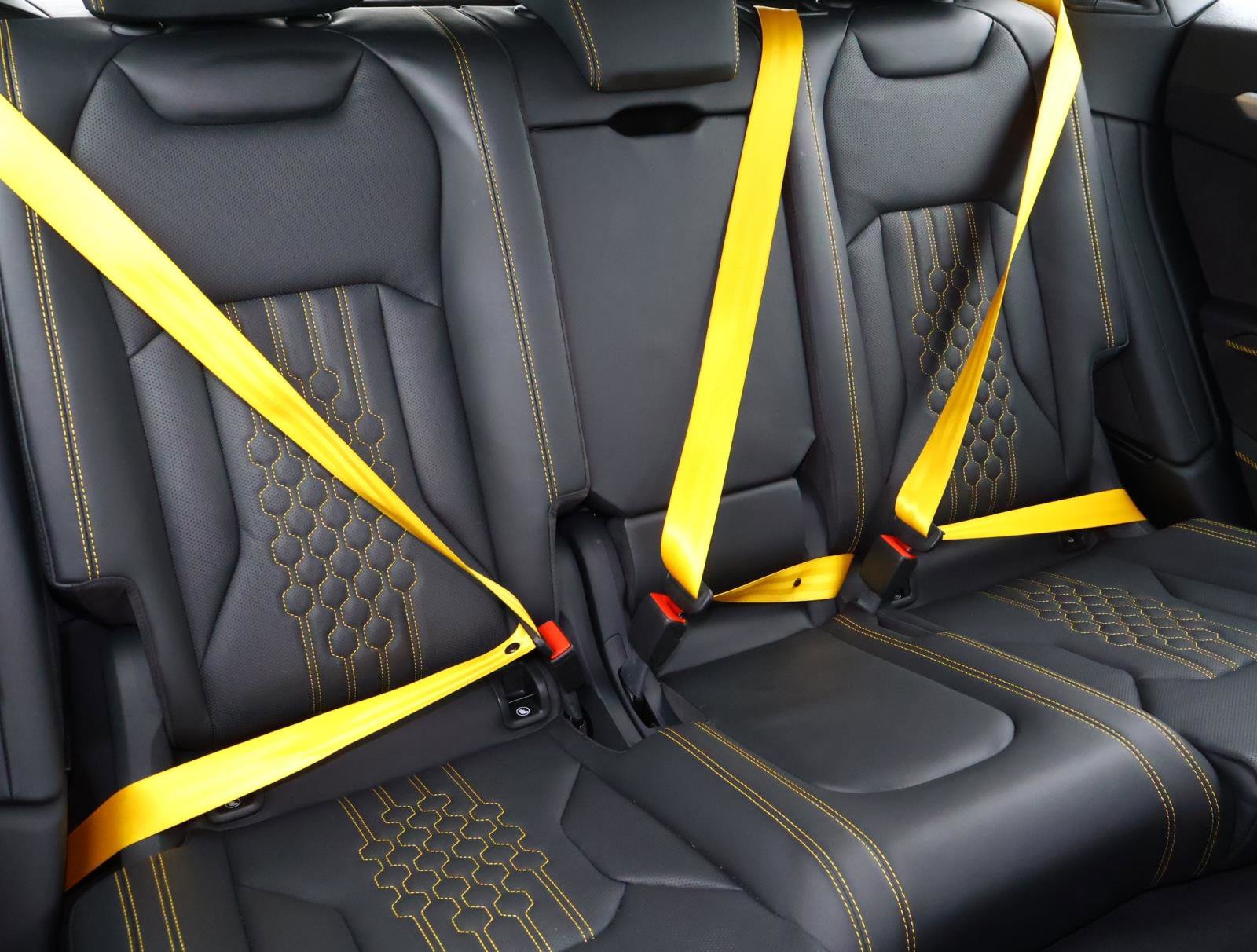 2025 Lamborghini Urus SE - Photo 19