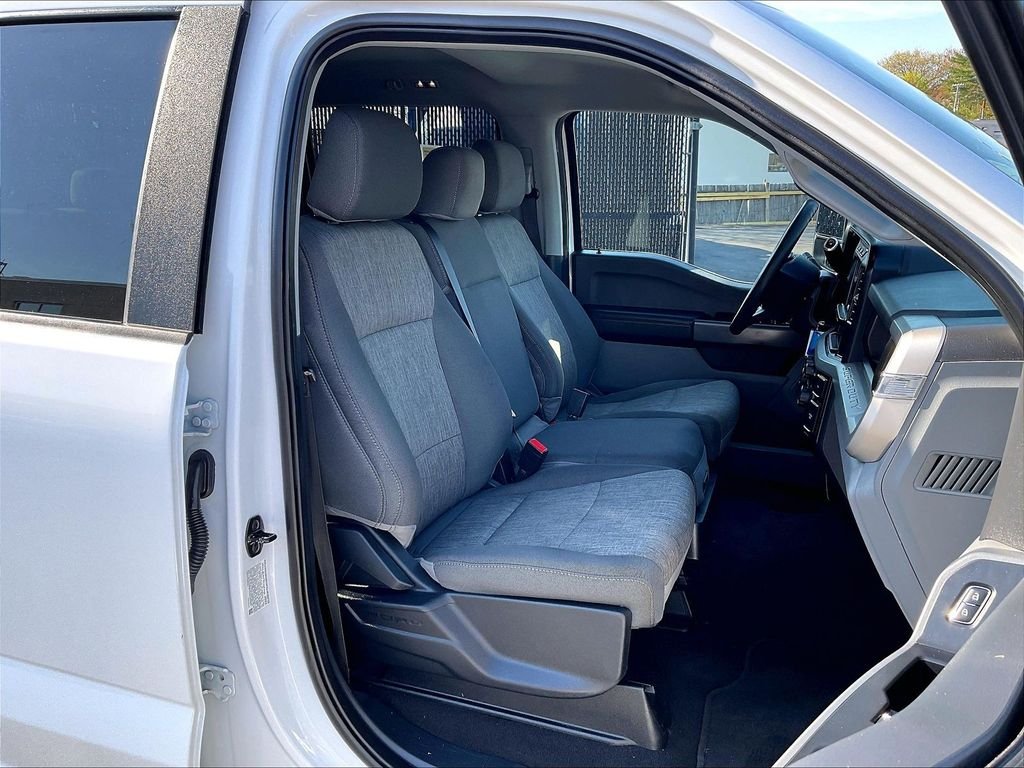 Used 2023 White Ford XL image 11