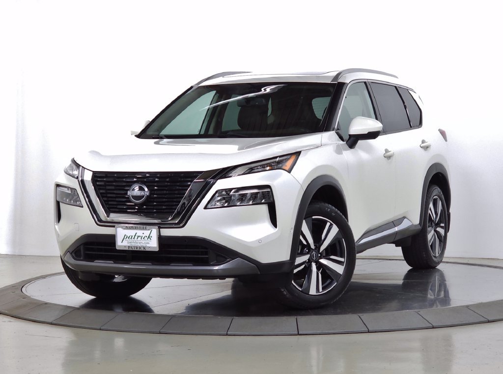 Used 2023 White Nissan SL image 1