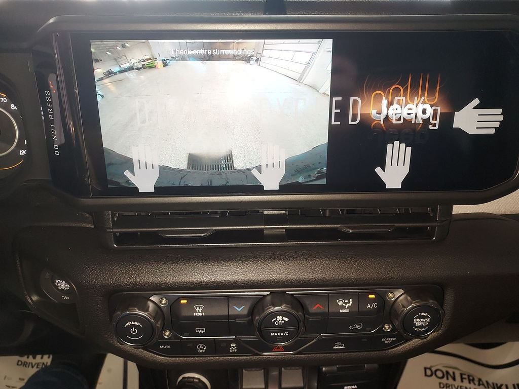 2026 Jeep Wrangler 2-Door Willys - Photo 23