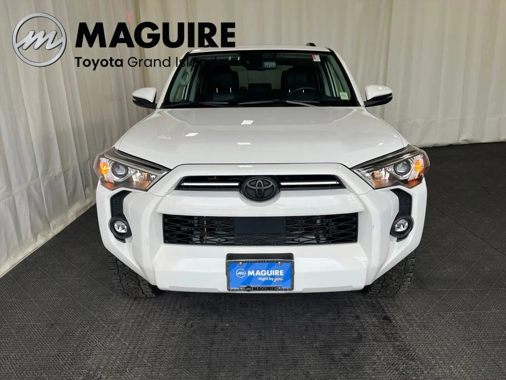 Used 2021 White Toyota SR5 Premium image 34