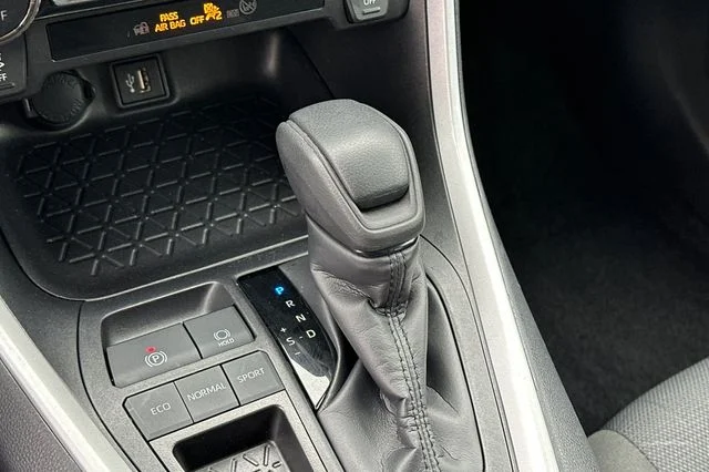 Used 2025 Black Toyota XLE image 26