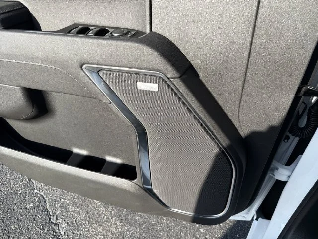 New 2026 Summit White GMC SLT image 22