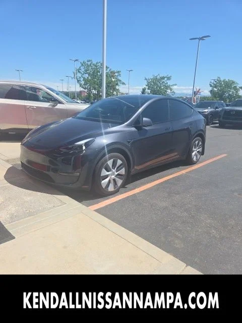 2024 Tesla Model Y's photo