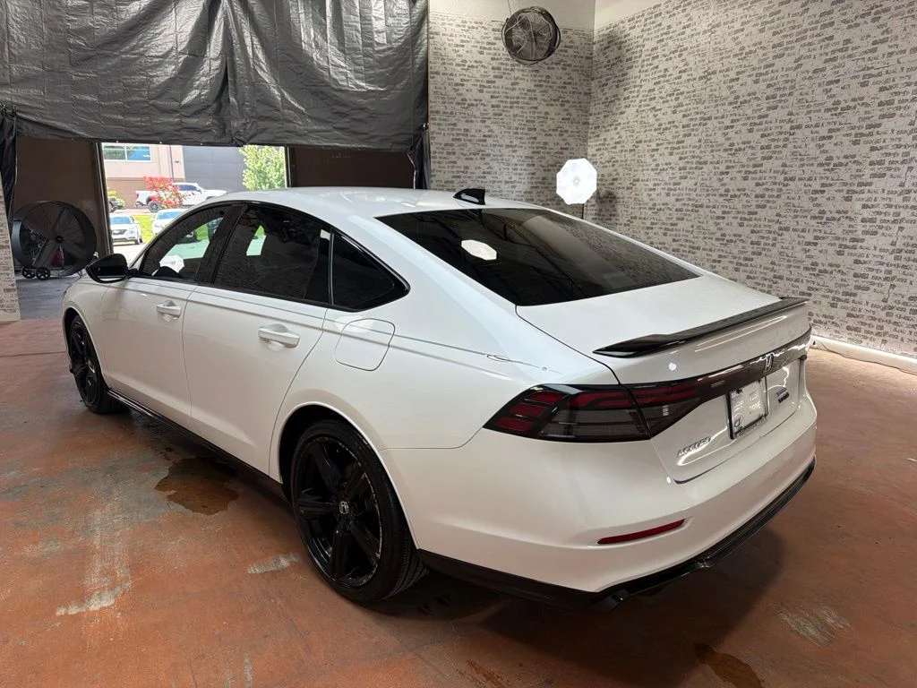 Used 2025 Platinum White Pearl Honda Sport-L image 5