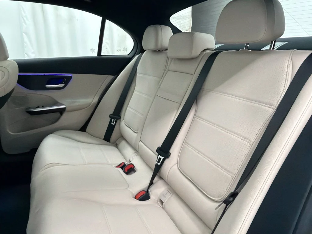 New 2027 White Mercedes-Benz C 300 image 22